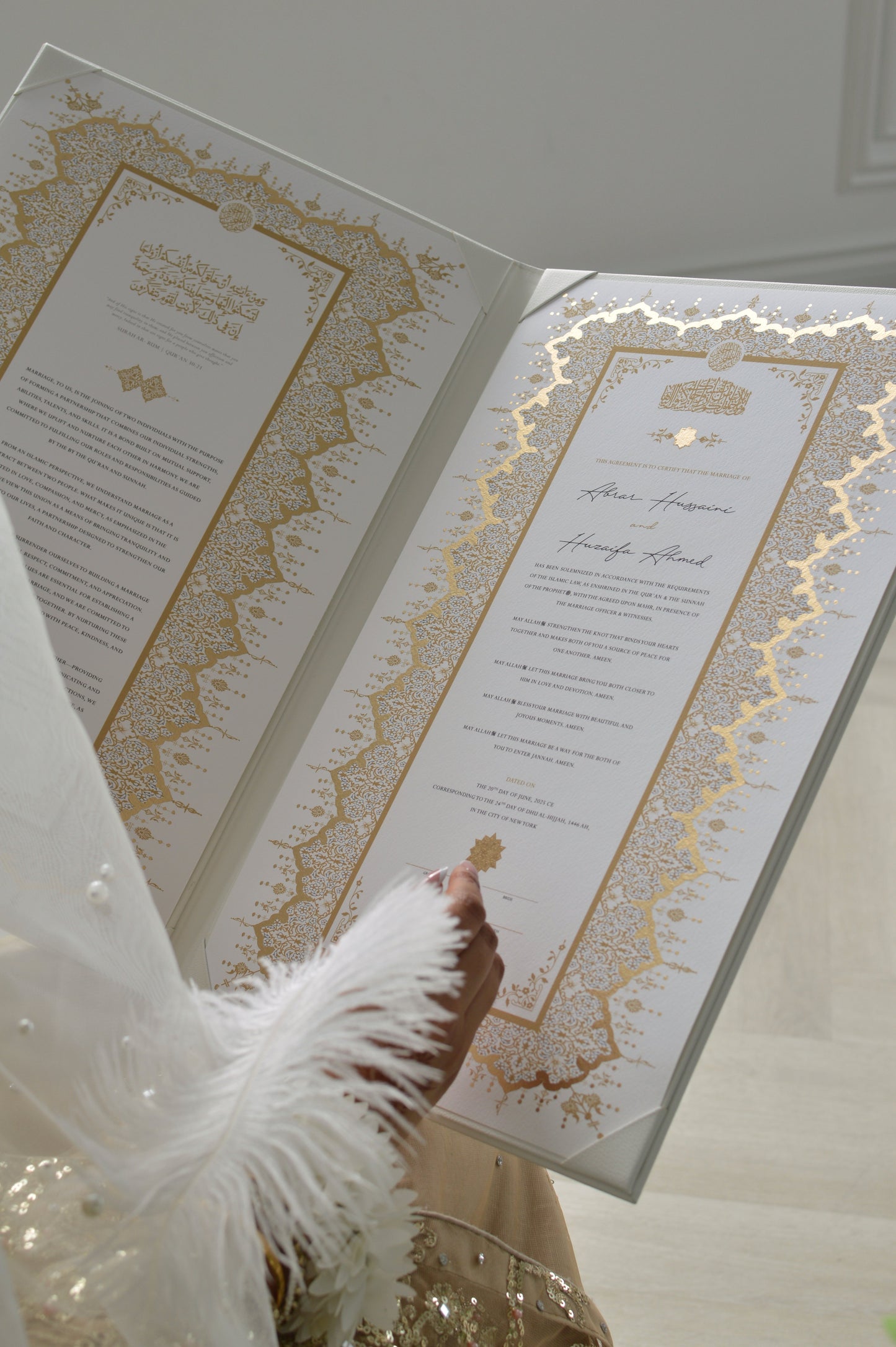 White Chain Nikah Certificate Folder Set