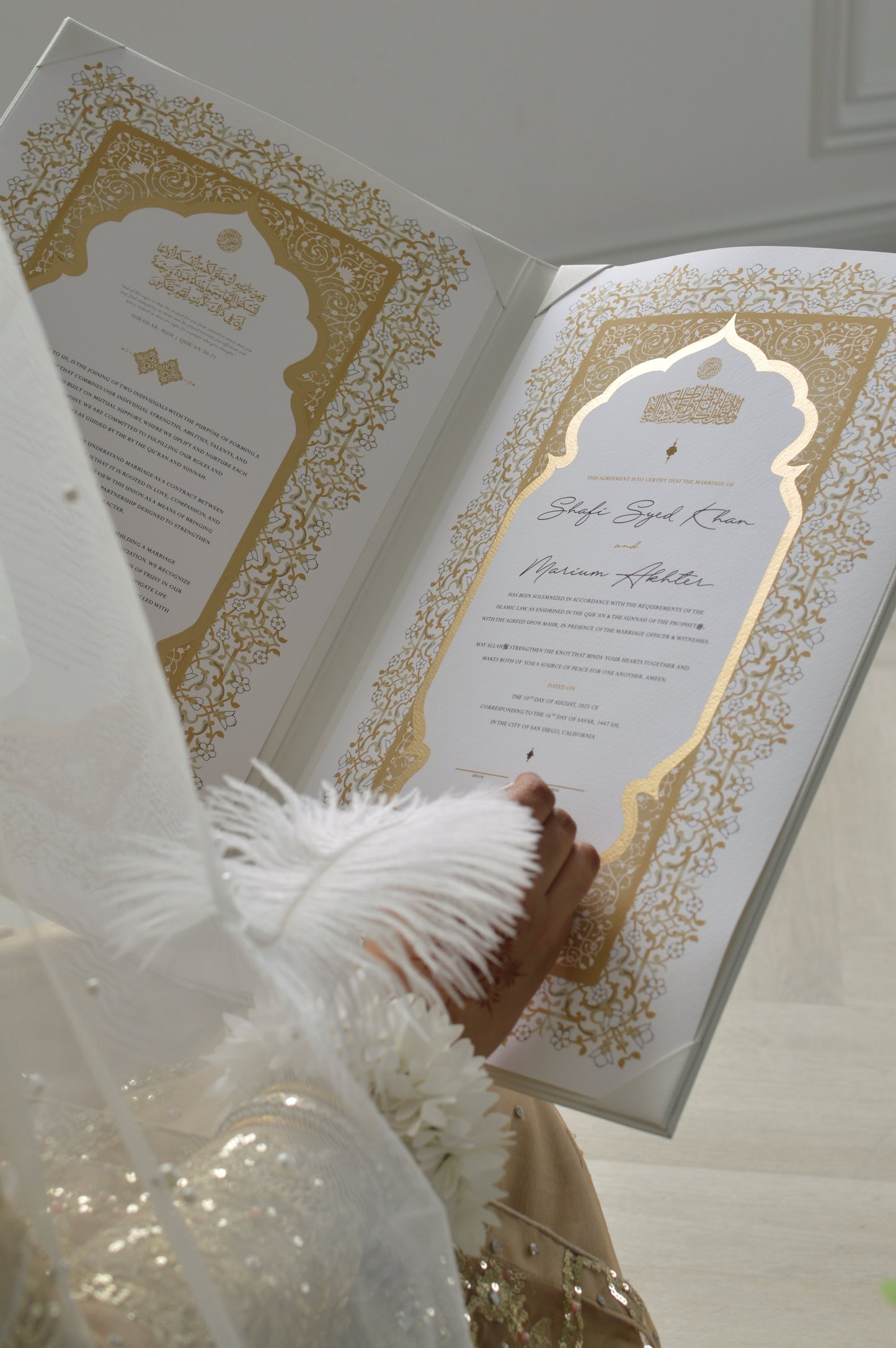 White Chain Nikah Certificate Folder Set