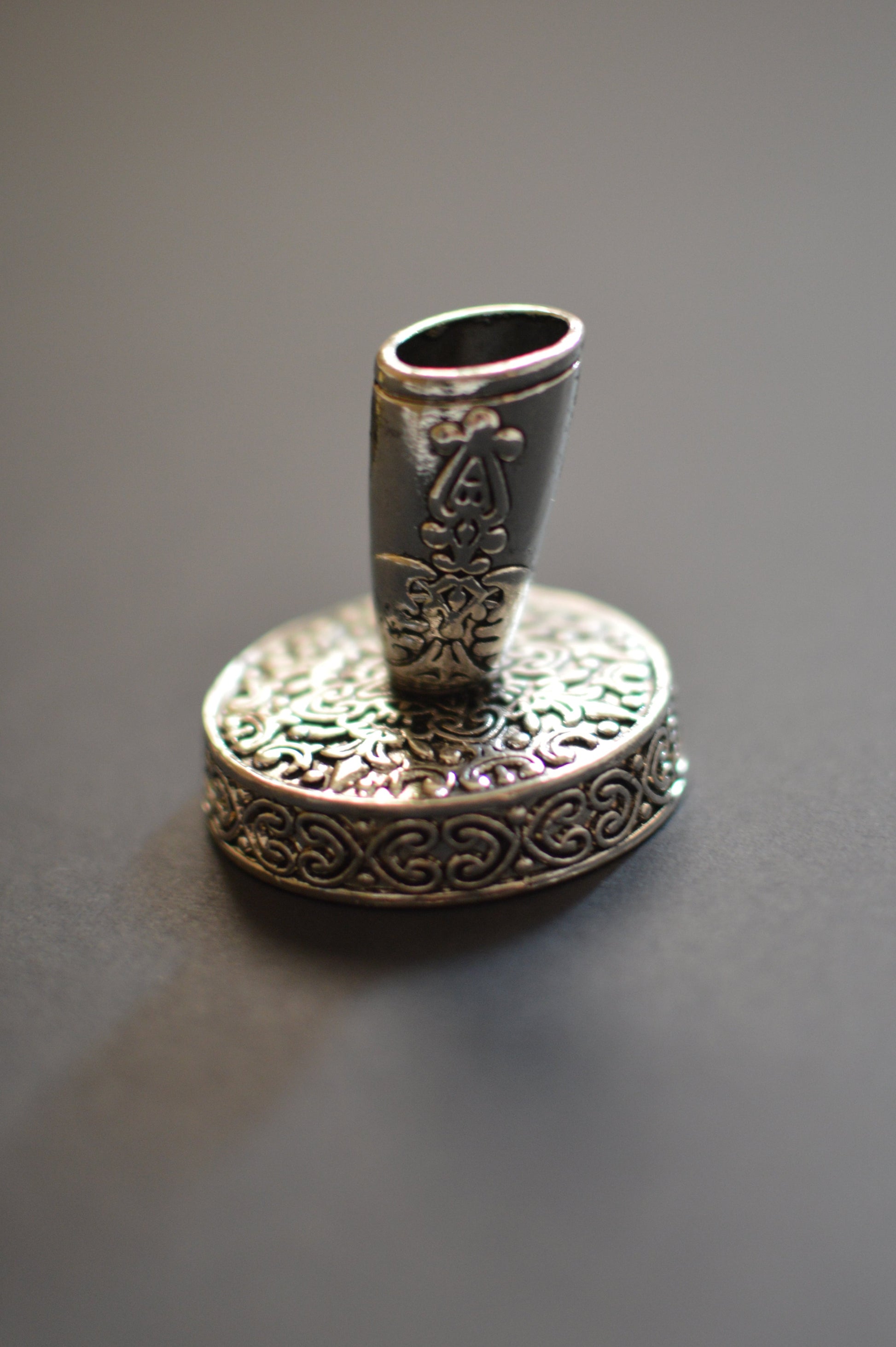 pen holder for feather pen